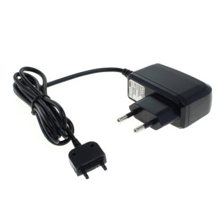 Nabíječka pro telefony Sony Ericsson C510 / R300 / T700 / W980 Nabíječka pro telefony Sony Ericsson C510 / R300 / T700 / W980